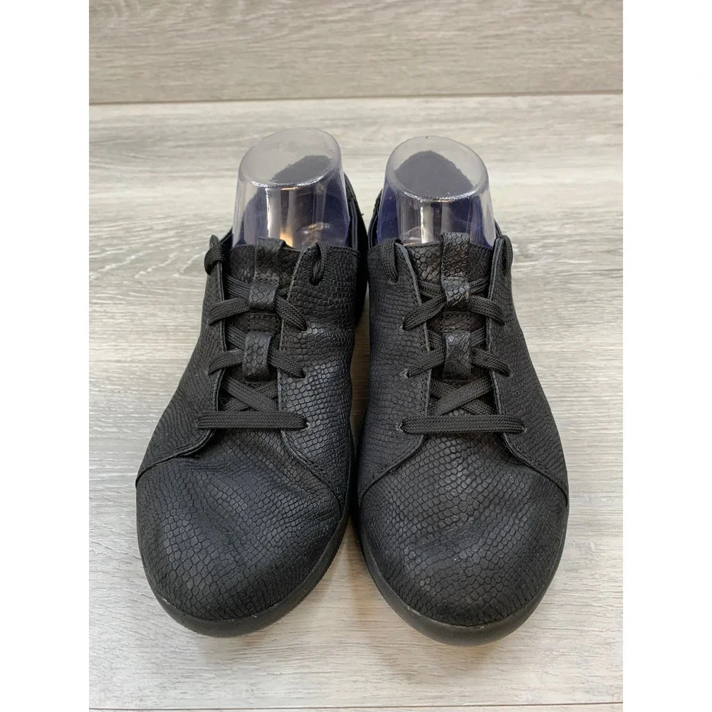 FitFlop‎ Women's Sneakers Black Snakeskin Embossed 8 Comfort Casual Shoes